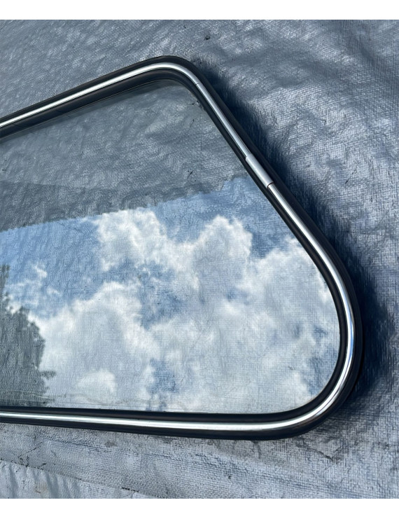 Vidro Traseiro Esquerdo VW Brasília 1973 a 1984 ORIGINAL 