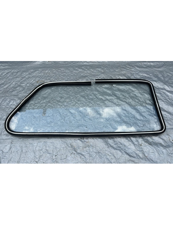 Vidro Traseiro Direito VW Brasília 1973 a 1984  