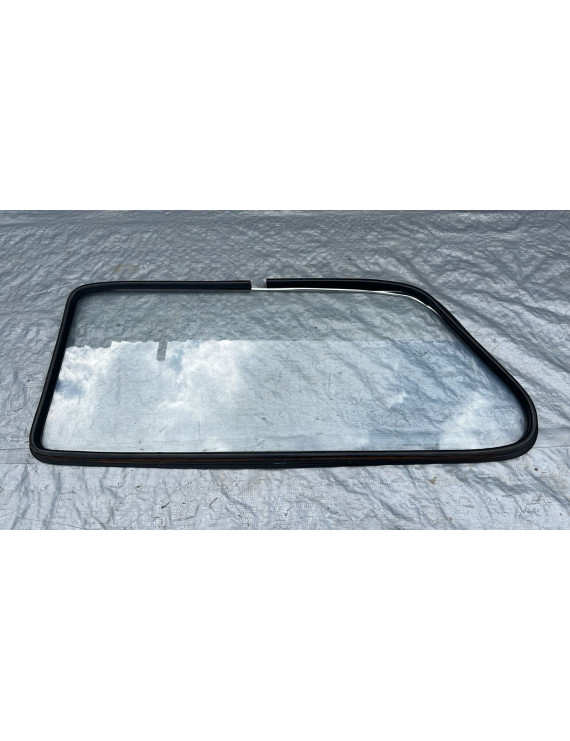 Vidro Traseiro Direito VW Brasília 1973 a 1984  