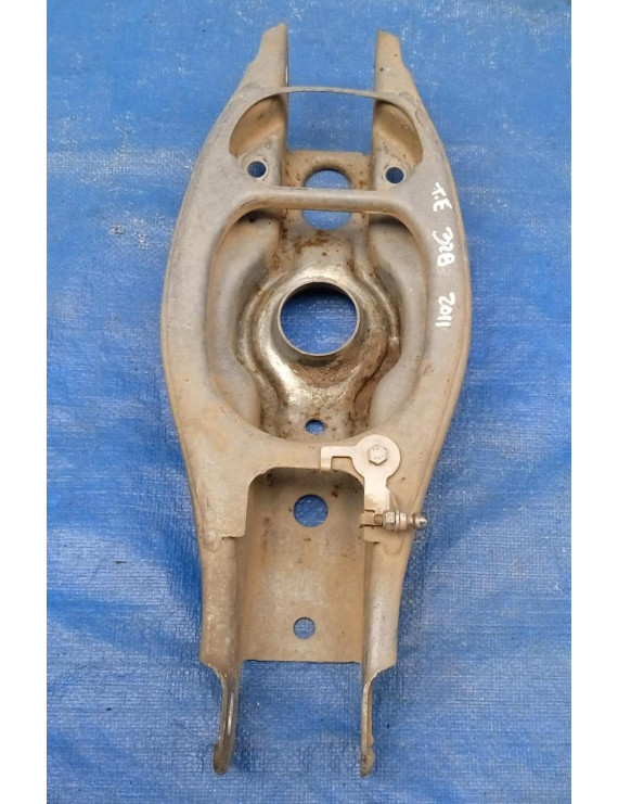 Bandeja Suspensão Traseira Esquerda BMW 328i 320i 2006 - 2011     