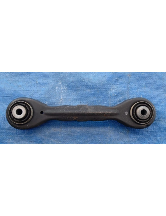 Braço Suspensão Superior Traseira Direita BMW 328i 320i 2011 / 6765425