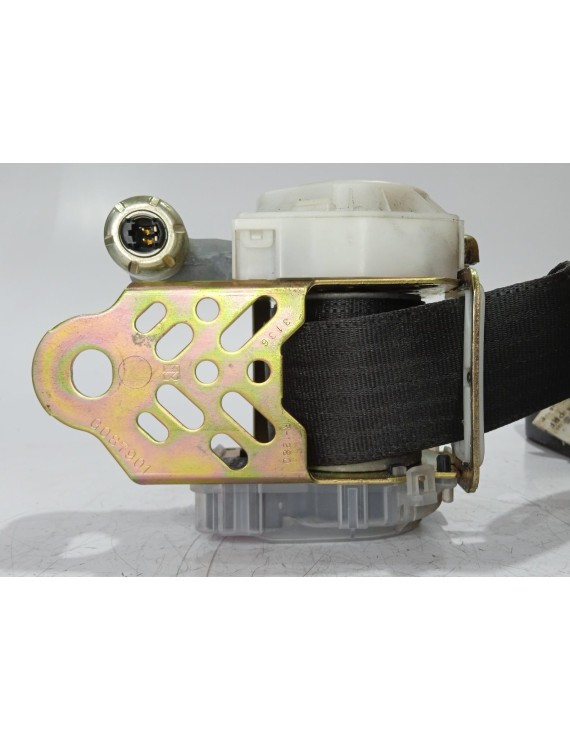 Cinto de Segurança Dianteiro Esquerdo Toyota Rav4 2000 - 2005   	 