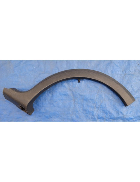 Moldura Paralama Traseira Esquerda Sandero 2008 - 2013