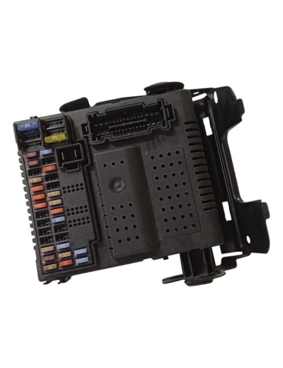 Caixa De Fusíveis Volvo Xc90 2009 - 2015 / 30786579