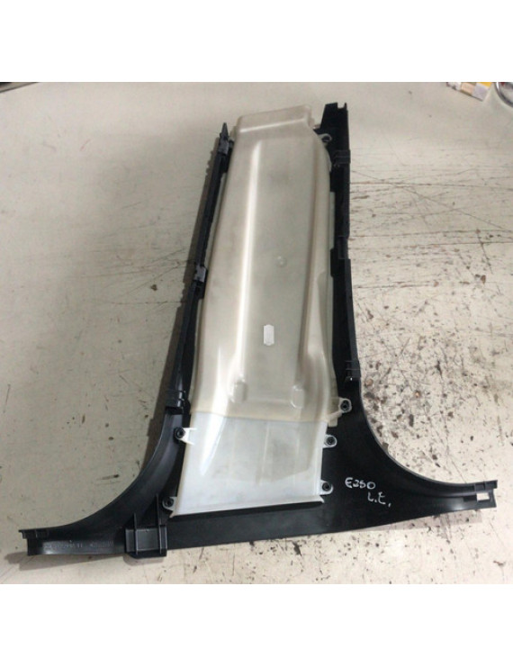 Coluna Inferior Esquerda Mercedes Benz E250 2014