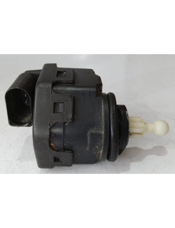 Motor Regulador Esquerdo Farol Up 2012 - 2017 8l0941295b