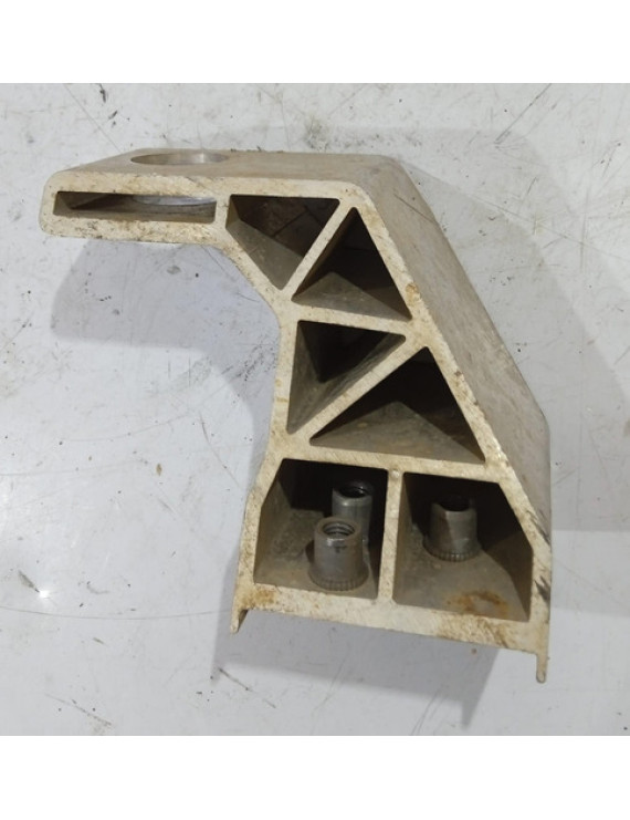 Suporte Radiador Esquerdo Mercedes C200 C300 2015 - 2018