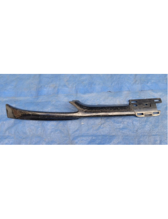Moldura Grade Radiador Lado Direito Peugeot 206 1999 - 2011