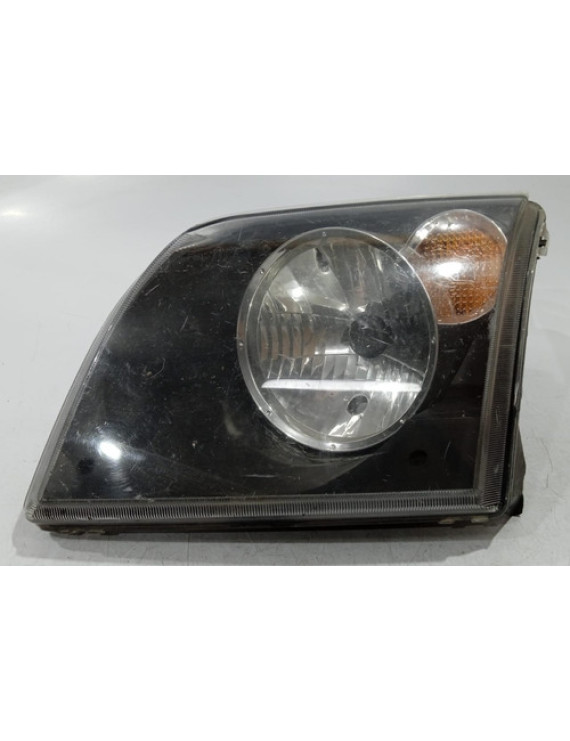 Farol Esquerdo Ecosport 2003 - 2007 Detalhe