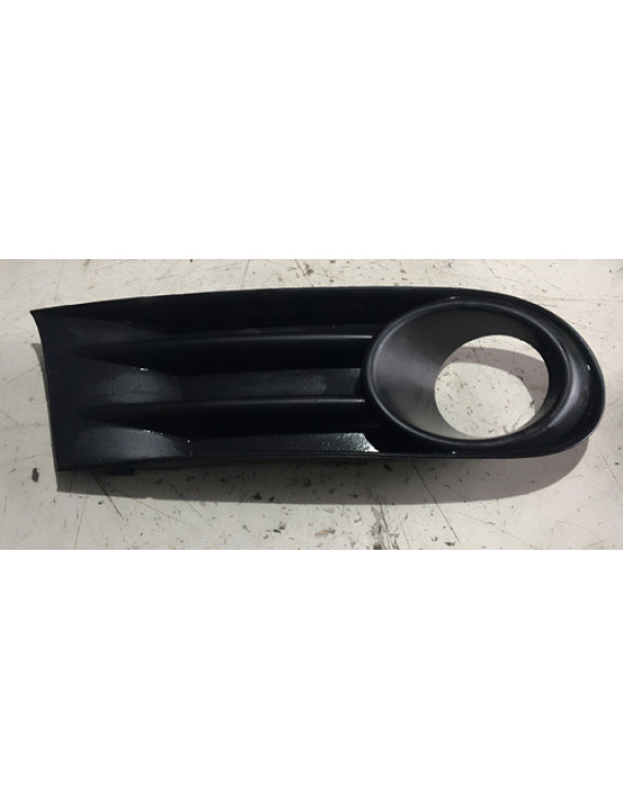 Moldura Farol De Milha Direito Saveiro Gol Voyage G5 2013 Preto