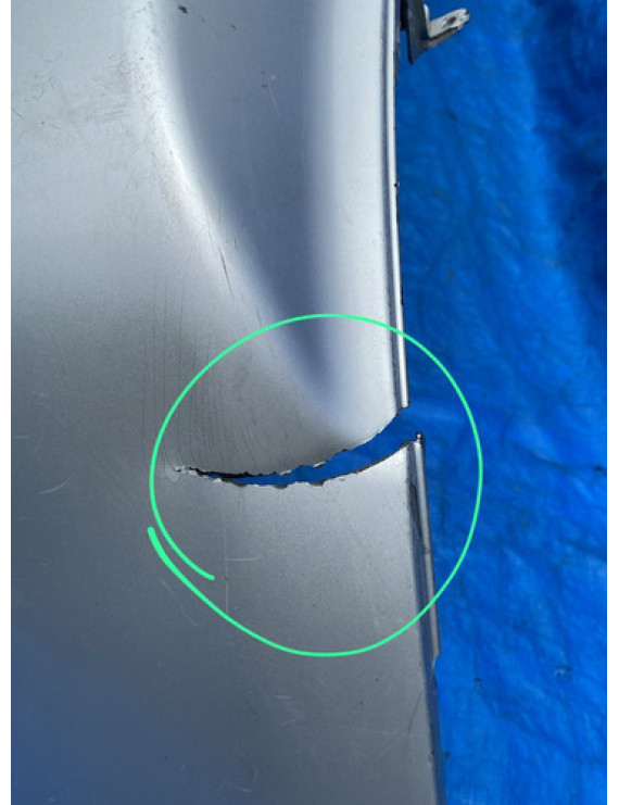 Parachoque Traseiro Kia Sportage 2005 2006 2007 / Detalhe