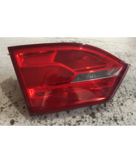Lanterna Tampa Direita Jetta 2011 - 2014