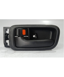 Maçaneta Dianteira Esquerda Toyota Rav4 2000 - 2005