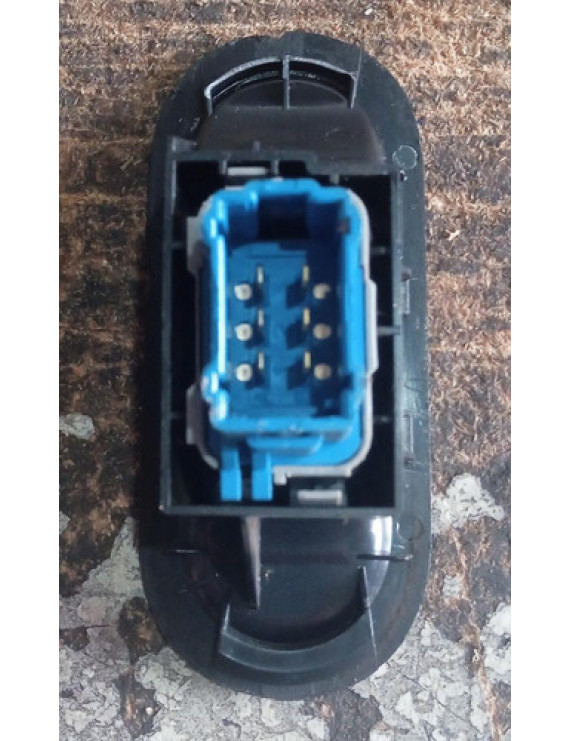 Botão De Vidro Traseiro Esquerdo Duster 2014