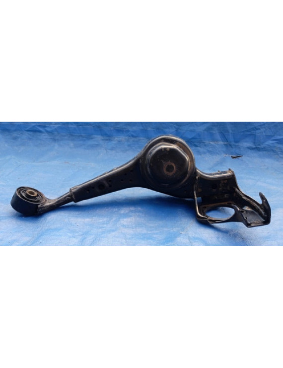 Braço Manga Traseiro Esquerdo Toyota Rav4 2001 - 2005