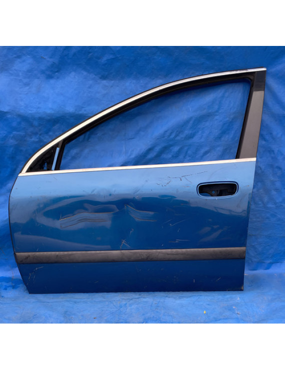 Porta Dianteira Esquerda Peugeot 607 1999 A 2008 / Detalhe Dianteira Esquerda Azul