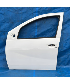 Porta Dianteira Esquerda Duster Oroch 2016 A 2021 - Dianteira - Esquerda - Branco