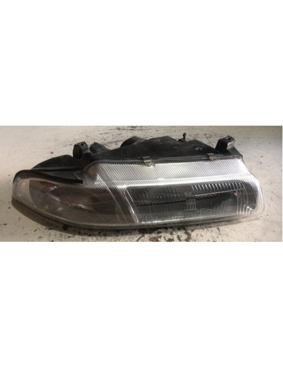 Farol Direito Chrysler Stratus 1995