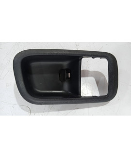 Acabamento Maçaneta Traseiro Direita Rav4 2000 - 2005 Preto Traseira