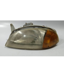 Farol Esquerdo Suzuki Swift 1995 / Detalhe