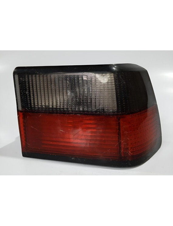 Lanterna Direita Xantia 1994 1995 19996 1997 1998 1999 Direito/passageiro Vermelho