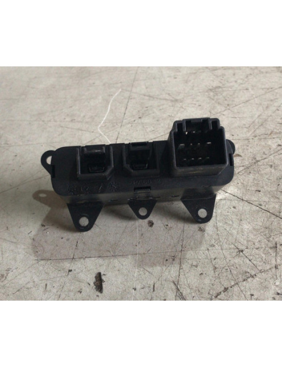 Porta Usb Auxiliar Jeep Cherokee 2014 