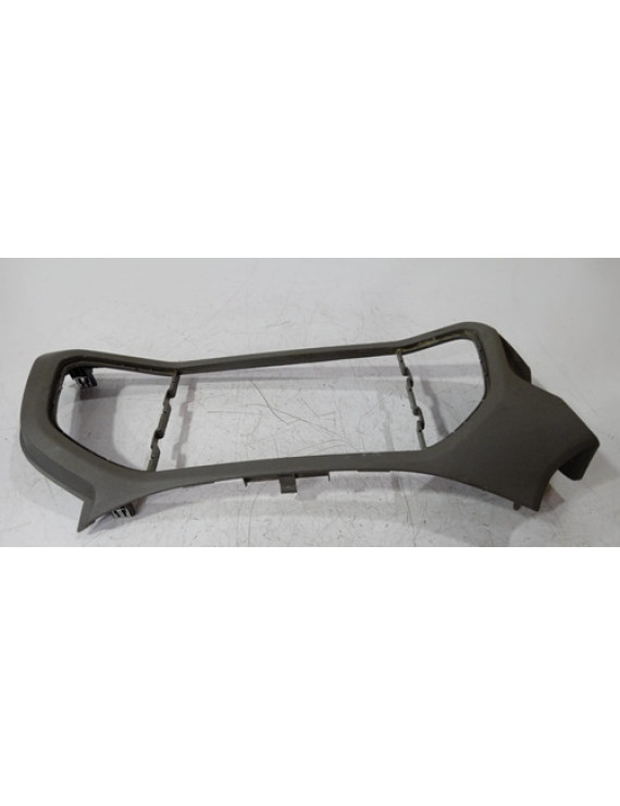 Moldura Painel Central Multimídia Onix 2013 - 2019