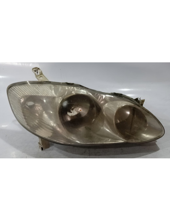 Farol Direito Corolla Fielder 2003 - 2008 / Detalhe