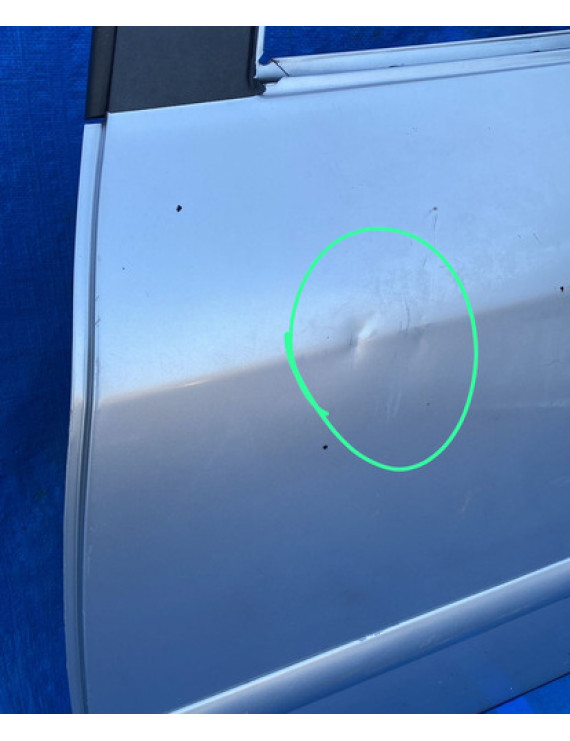 Porta Traseira Esquerda Peugeot 307 2002 A 2012 Detalhe Traseira Esquerda Prateado