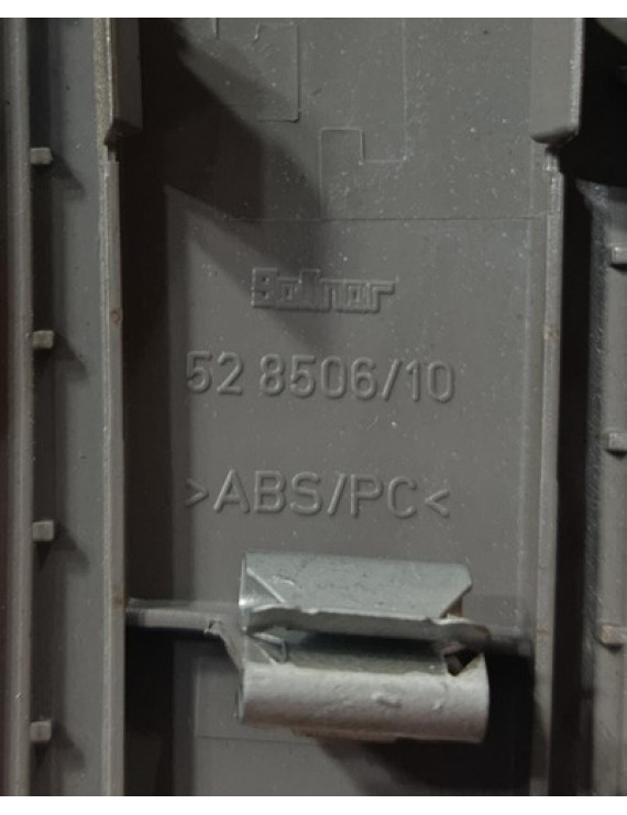 Moldura Puxador Porta Traseira Esquerda Bmw 118i 2007 - 2011