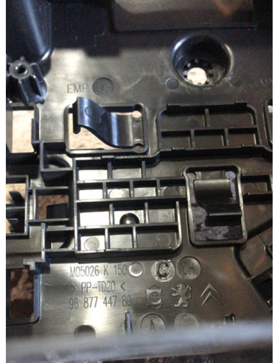Acabamento Interno Porta Malas Citroen C5 2010 2011