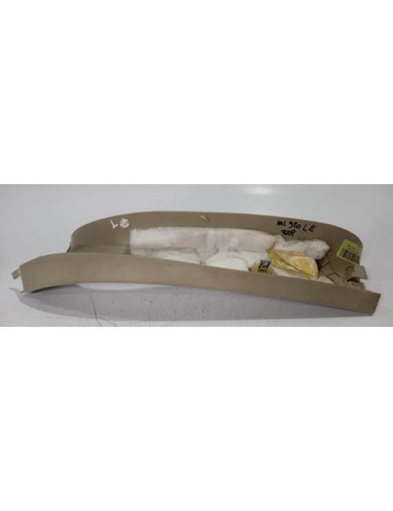 Acabamento Esquerdo Porta Malas Mercedes Ml320 2008 - 2011