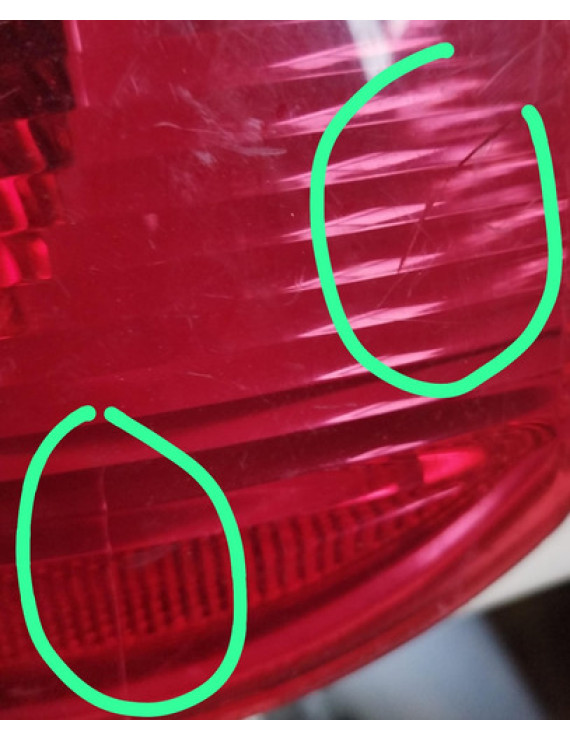 Lanterna Direita Peugeot 307 Hatch 2002 - 2006 Detalhes