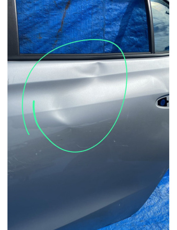Porta Traseira Esquerda Yaris Sedan 2019 A 2023 Avaria