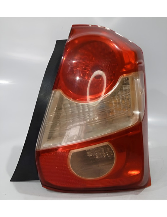 Lanterna Direita Etios Hatch 2014 2015 2016 2017 2018 2019 Direito Vermelho