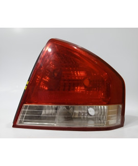 Lanterna Direita Kia Spectra 2006 2007 2008 2009 Direito/passageiro Vermelho