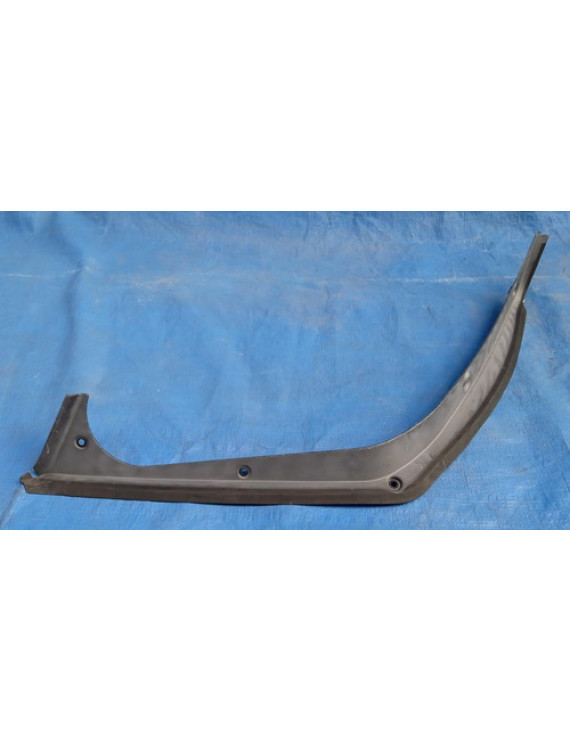 Acabamento Lado Esquerdo Porta Malas Mercedes C180 2012