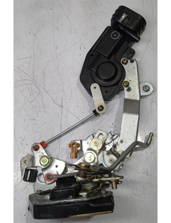 Fechadura Traseira Direita Daihatsu Terius 2001 - 2005