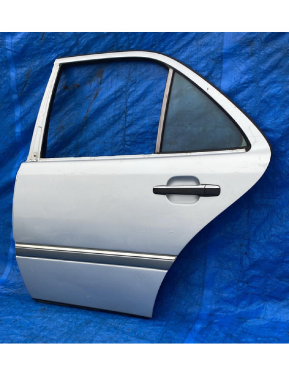 Porta Traseira Esquerda C180 C230 1994 A 1999