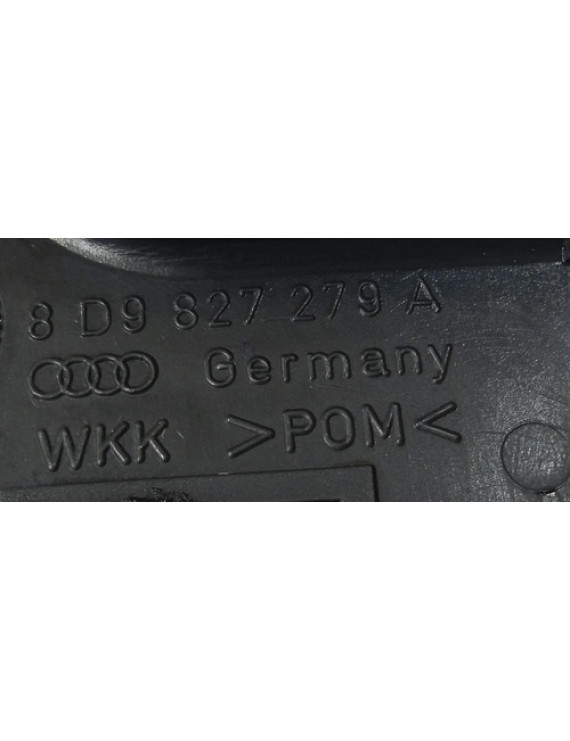 Acabamento Dobradiça Porta Malas Audi A3 2001 - 2005