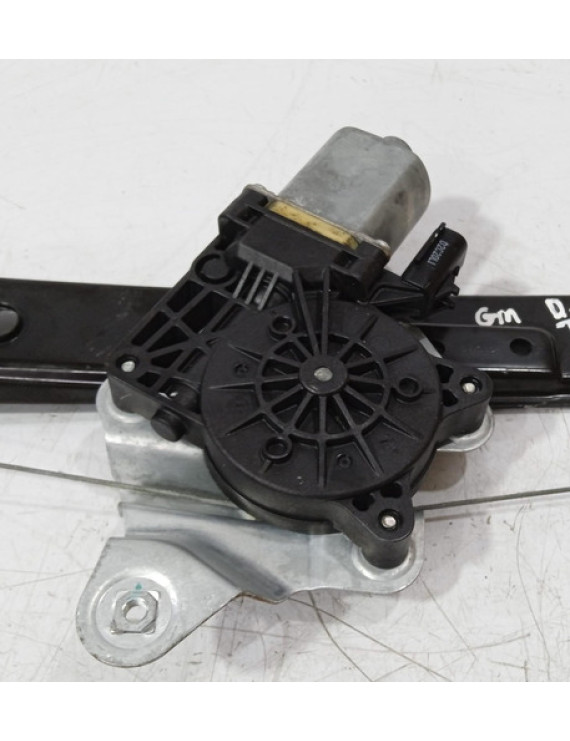 Máquina Vidro Dianteiro Direito Spin 2012 2013 2014 A 2017