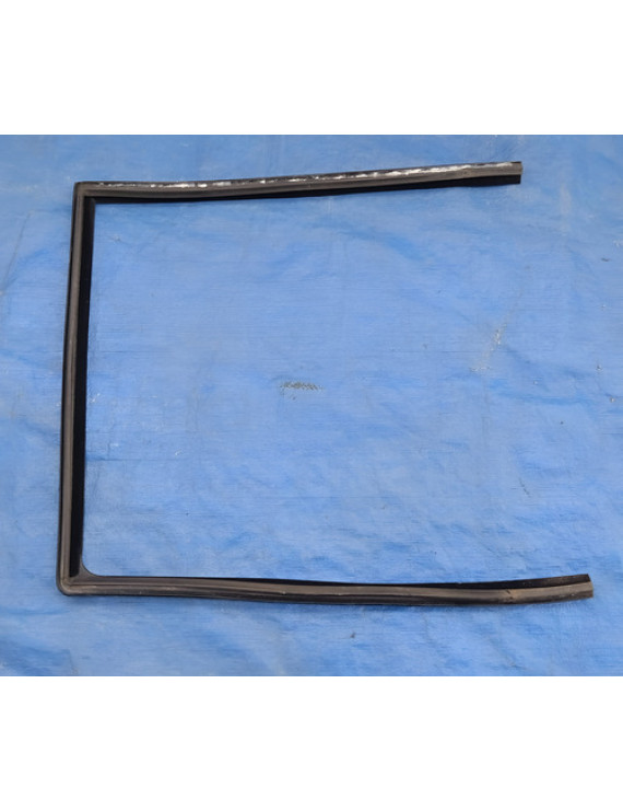 Borracha Vidro Traseira Esquerda Freelander 2 2008 - 2014 Preto