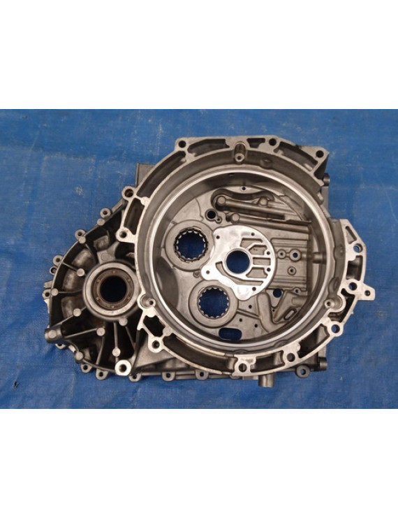 Capa Seca Traseira Câmbio Volvo Xc60 T5 2.0 2012 Prateado