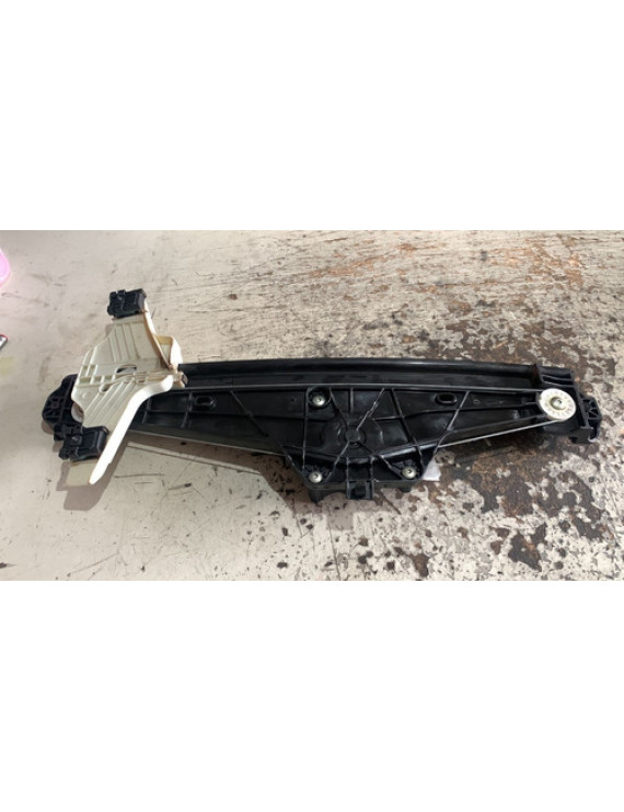 Máquina Vidro Traseira Esquerda Peugeot 3008 2017 2018 2019