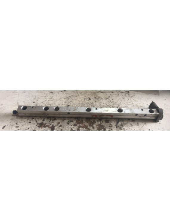 Flauta De Injeção Volvo C30 2.5 2009