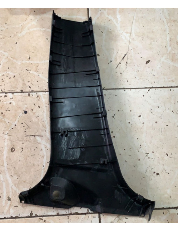 Moldura Coluna Central Lado Direito Grand Vitara 2012