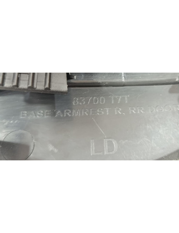 Encosto Braço Puxador Porta Traseiro Direito Hrv 2016 2021 Preto