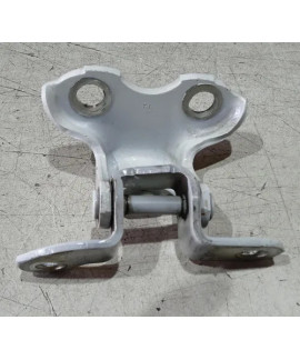 Dobradiça Porta Traseira Direita Superior Toyota Rav4 2014 Dobradiça Porta Traseira Direita Superior Toyota Rav4 2014