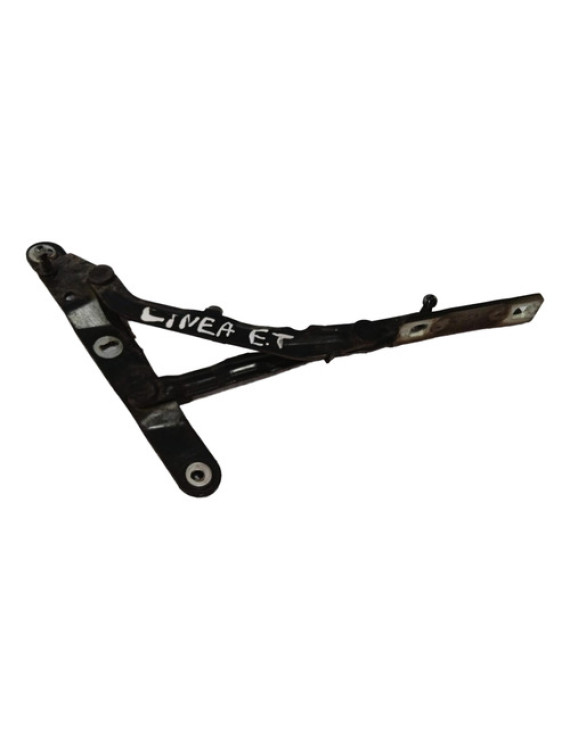 Dobradiça Esquerda Do Porta Malas Linea 2009