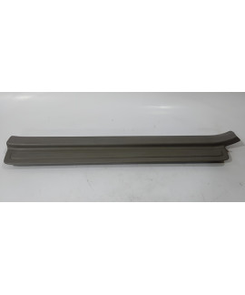 Soleira Da Porta Dianteira Esquerda Corolla 2003 - 2008 Cinza